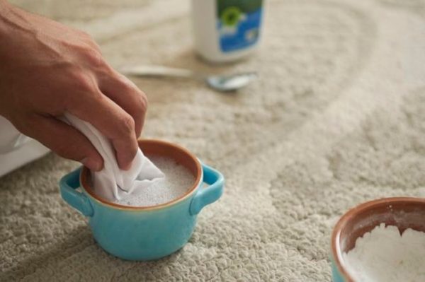 How-to-Clean-Carpet-With-Baking-Soda